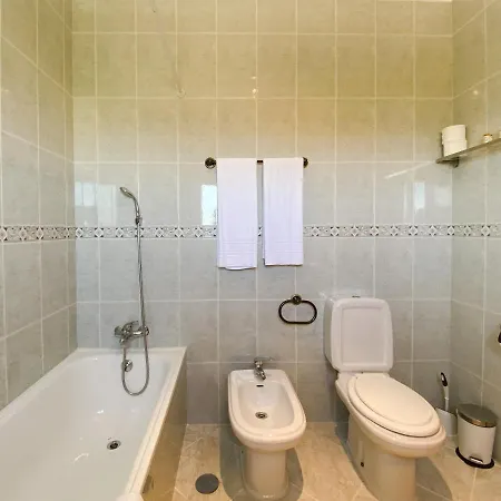 Casa Grilo Konukevi 2*