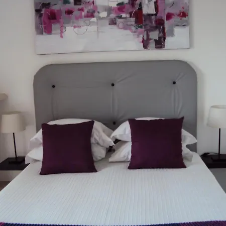 Casa Grilo Сагреш