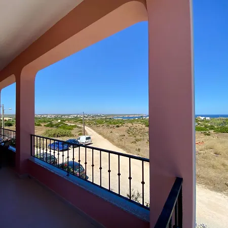 Casa Grilo Pensión 2*